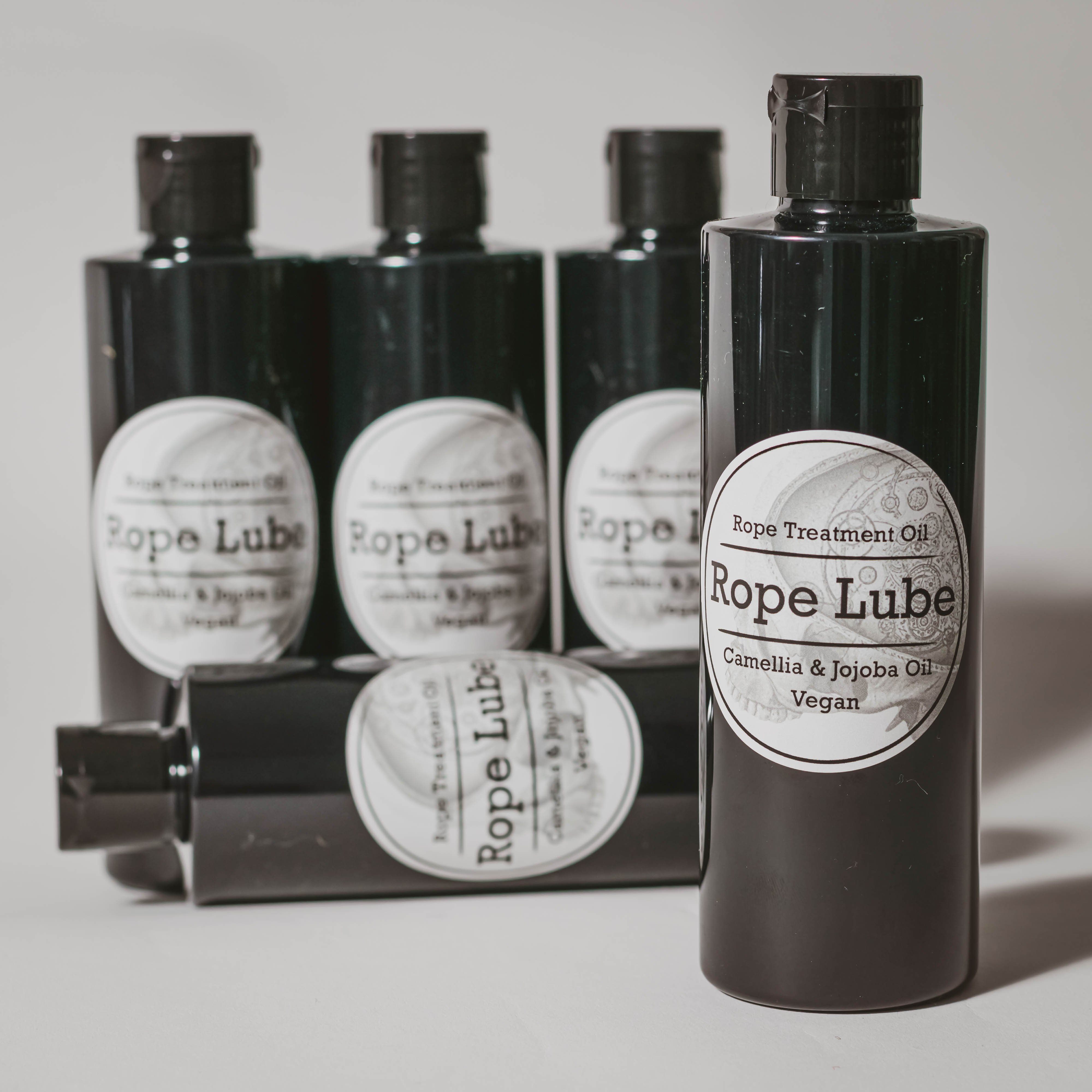 Rope Lube (Camellia / jojoba oil blend for jute ropes) Rope Lube (Camellia / jojoba oil blend for jute ropes)