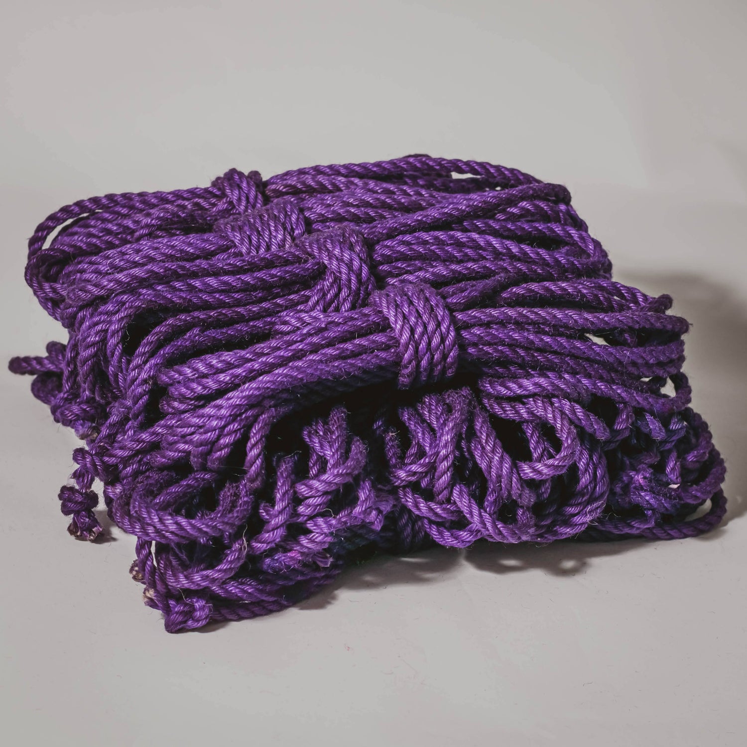 Purple jute rope (treated, 6mm) Anatomie Rope Shop